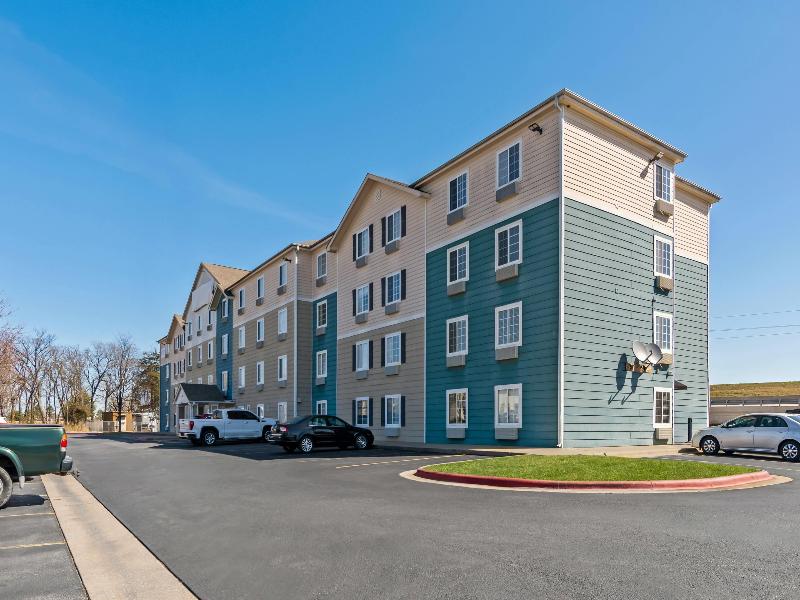 Woodspring Suites Bentonville — general view
