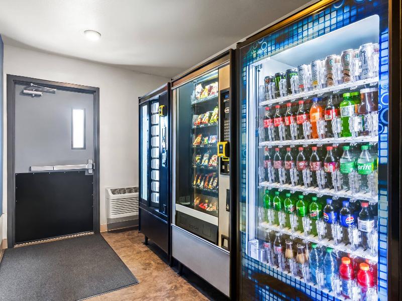 Woodspring Suites Bentonville