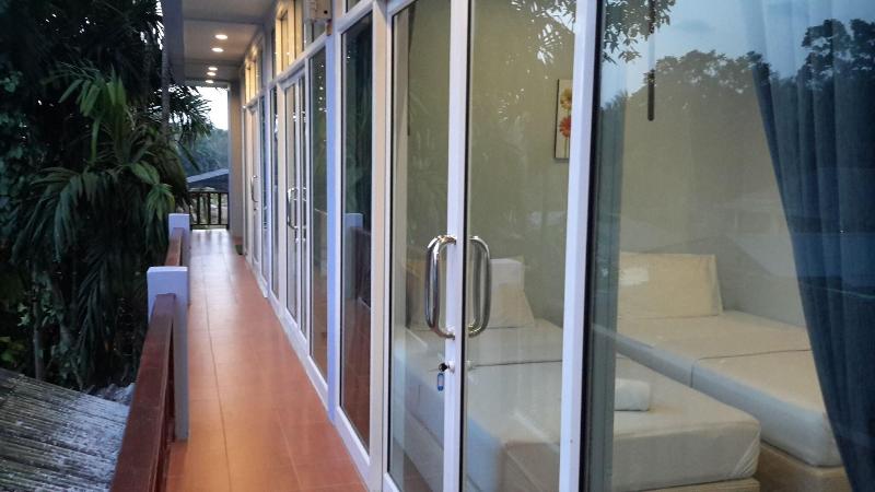Rung Phangan Hotel image