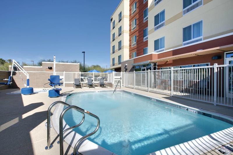 Fairfield Inn & Suites by Marriott Phoenix Tempe/A image