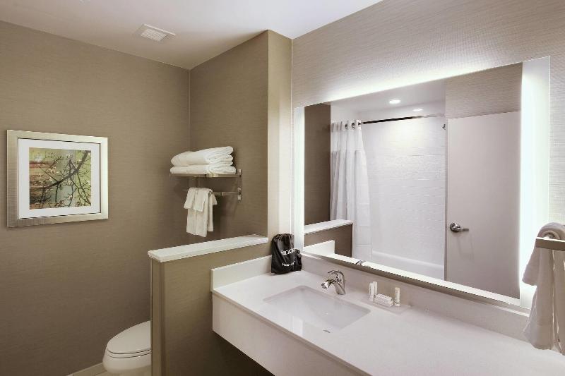 Fairfield Inn & Suites by Marriott Phoenix Tempe/A image