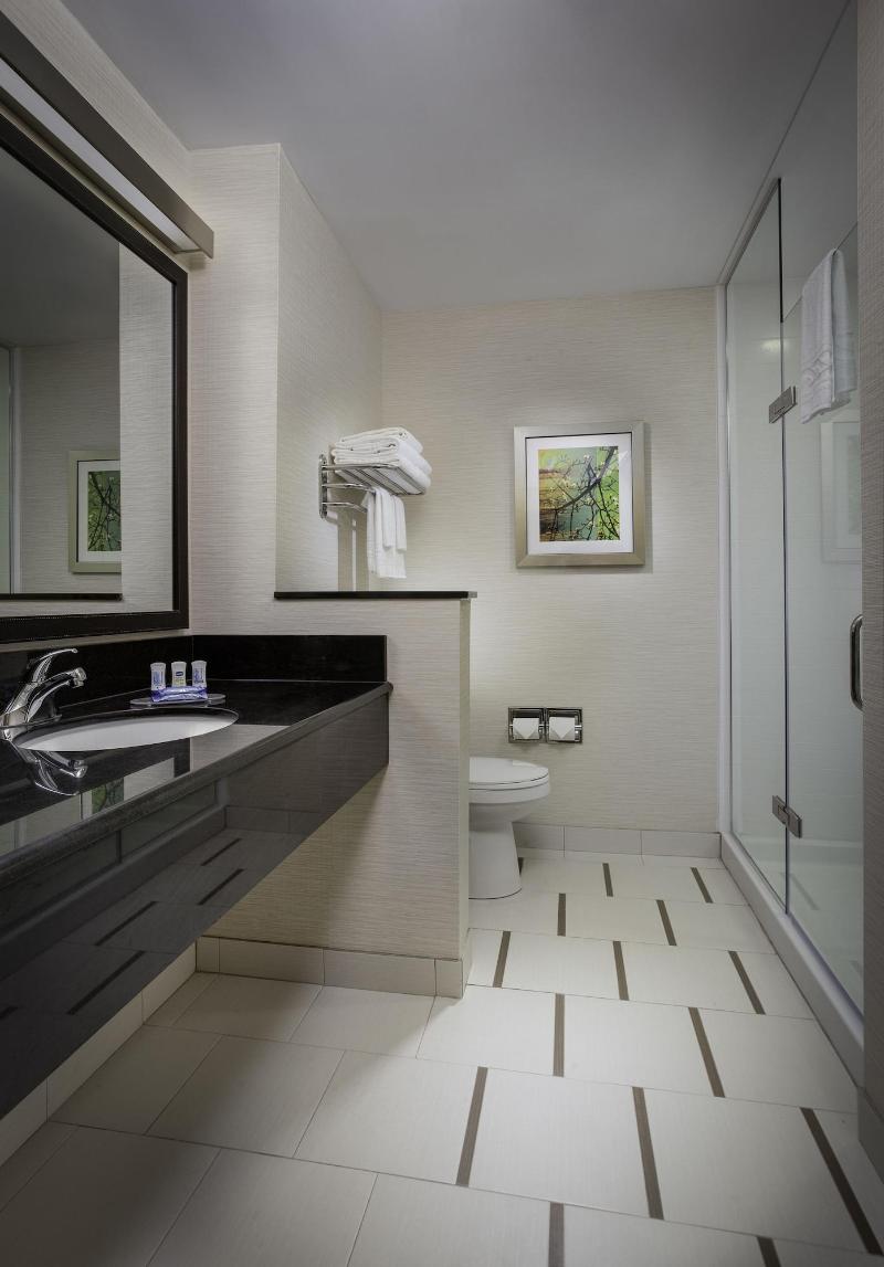 Fairfield Inn & Suites by Marriott Phoenix Tempe/A image