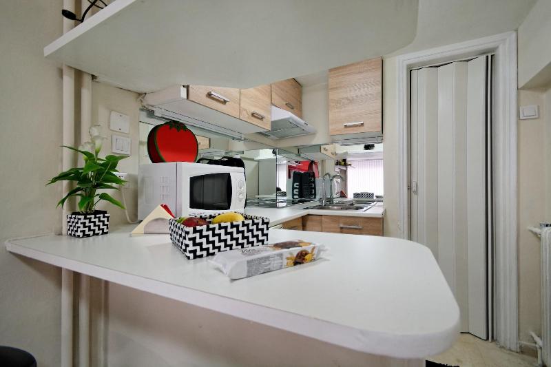 Athens Plaza Luxurys Apartments - Boutique Studio image