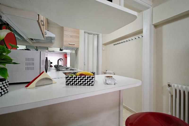 Athens Plaza Luxurys Apartments - Boutique Studio image