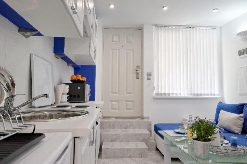 Athens Plaza Luxurys Apartments - Boutique Studio image