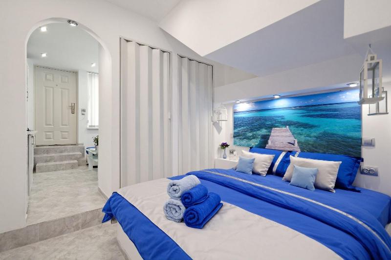 Athens Plaza Luxurys Apartments - Boutique Studio image