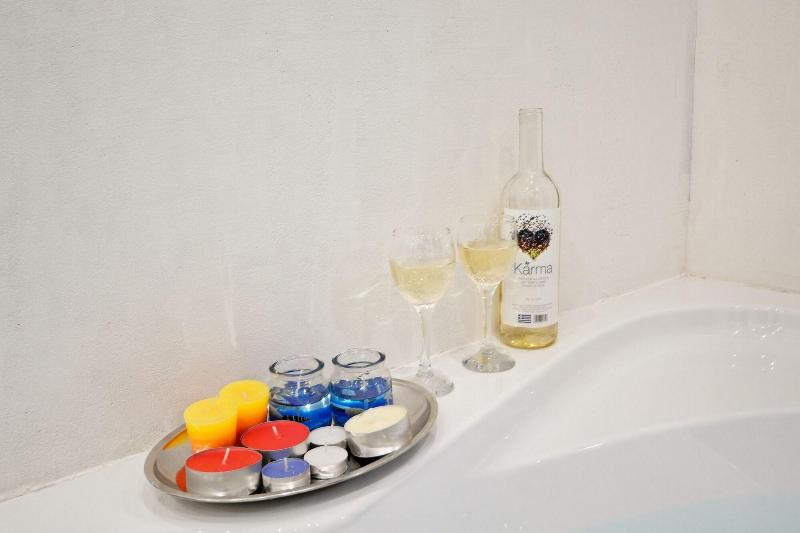 Athens Plaza Luxurys Apartments - Boutique Studio image