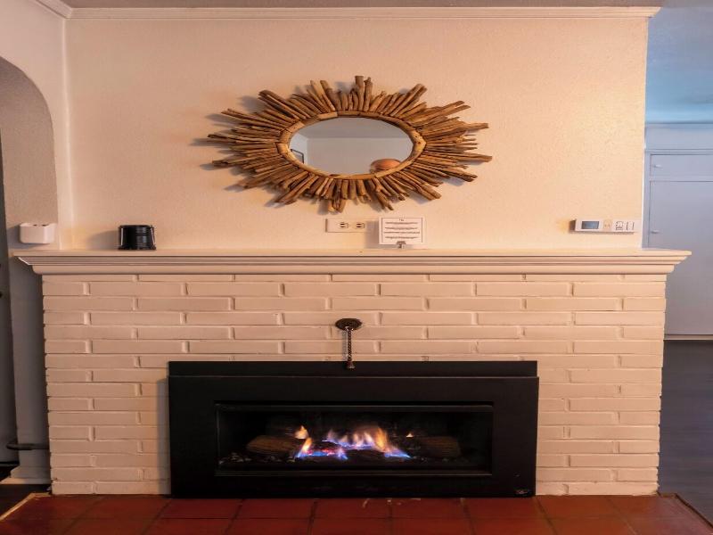 Cannon Beach Hotel image