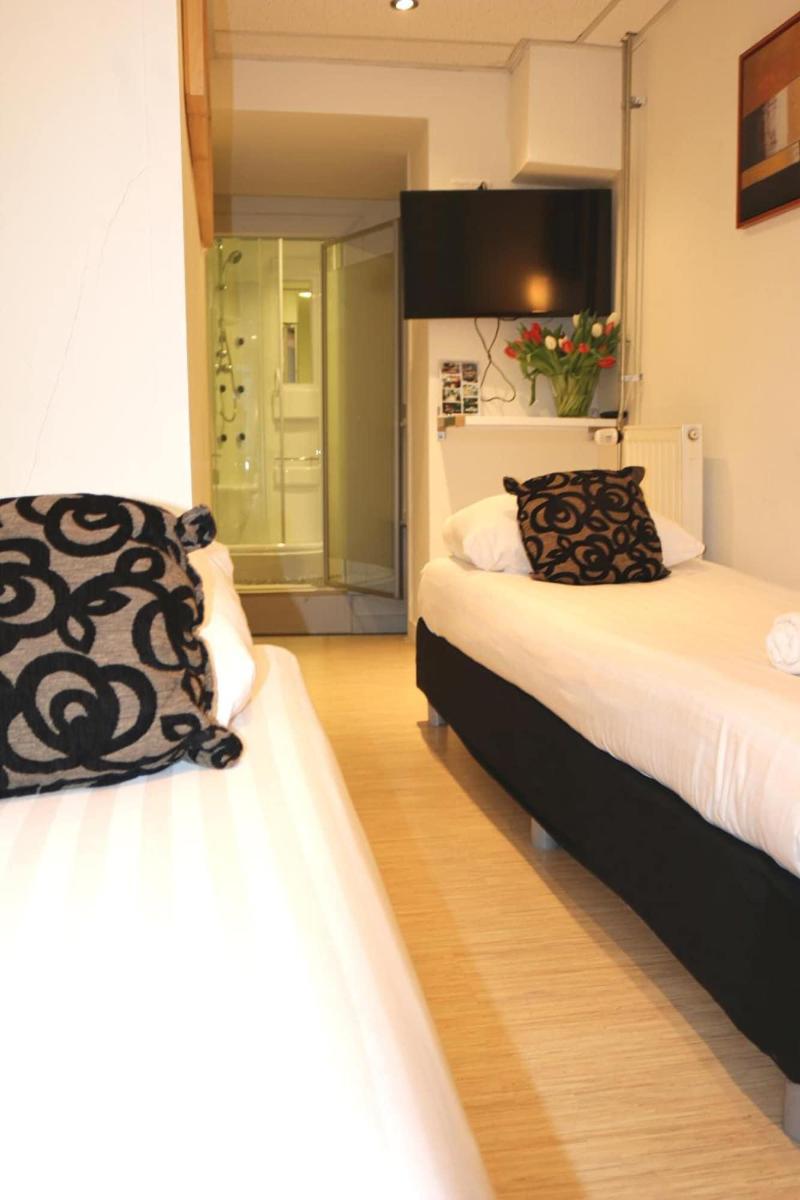 Ph Hotel Oosteinde Economy Annex Building image