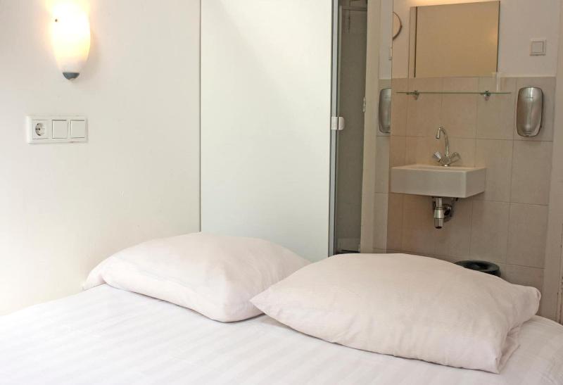 Ph Hotel Oosteinde Economy Annex Building image
