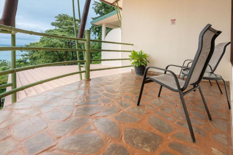 Issimo Suites Boutique Hotel & Spa - Adults Only image