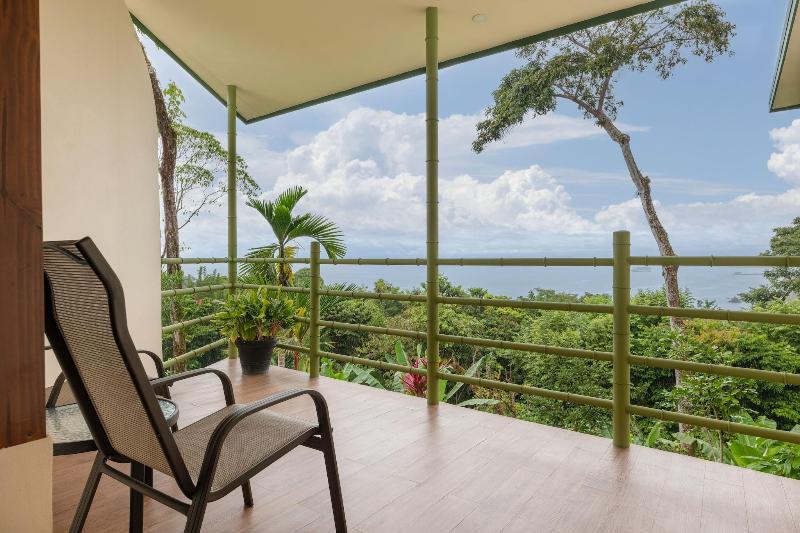 Issimo Suites Boutique Hotel & Spa - Adults Only image