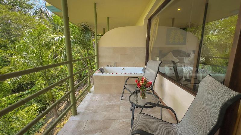 Issimo Suites Boutique Hotel & Spa - Adults Only image
