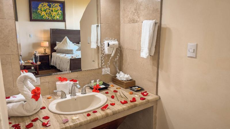 Issimo Suites Boutique Hotel & Spa - Adults Only image