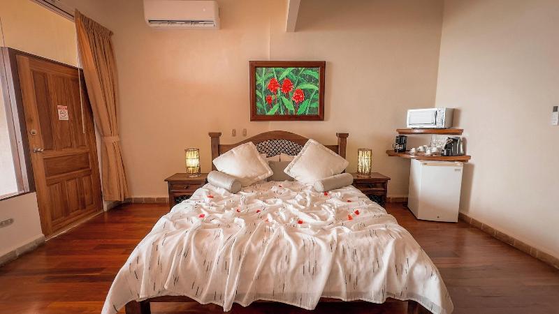 Issimo Suites Boutique Hotel & Spa - Adults Only image