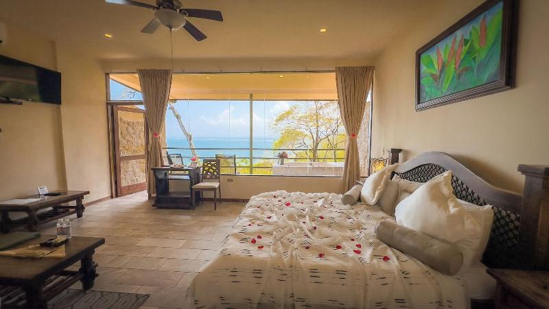 Issimo Suites Boutique Hotel & Spa - Adults Only image