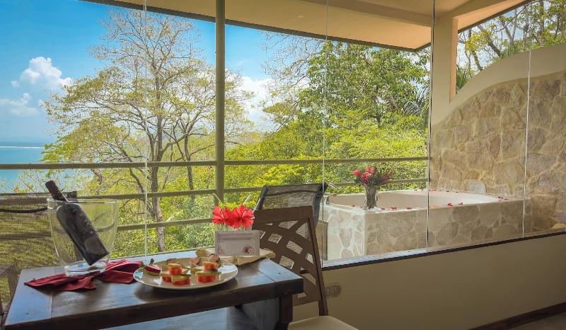 Issimo Suites Boutique Hotel & Spa - Adults Only image