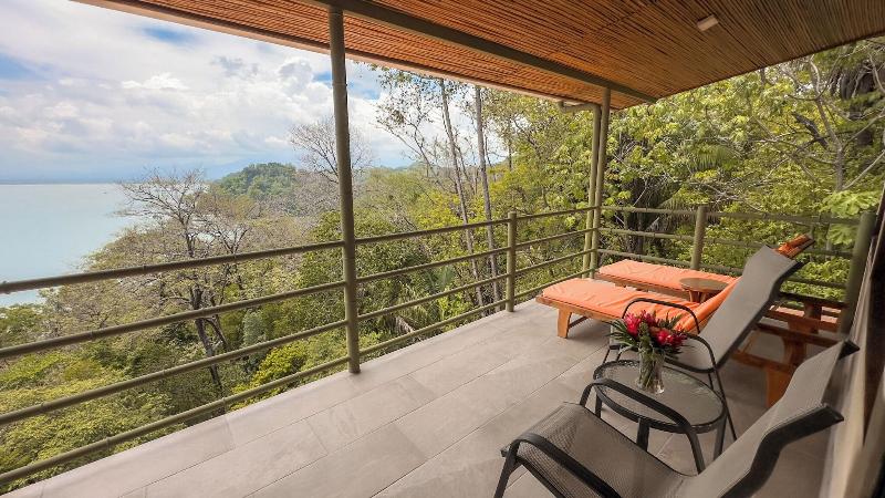 Issimo Suites Boutique Hotel & Spa - Adults Only image