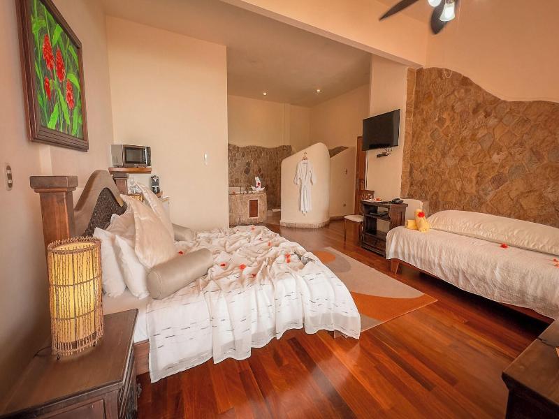Issimo Suites Boutique Hotel & Spa - Adults Only image