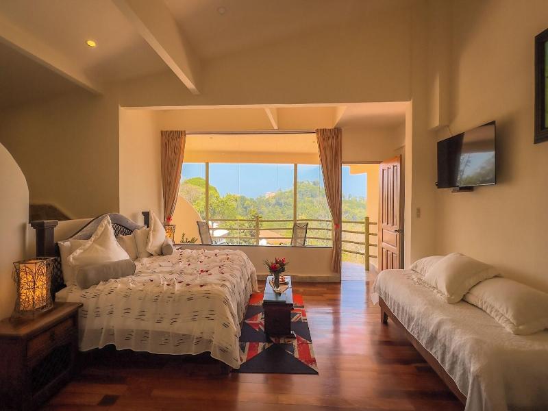 Issimo Suites Boutique Hotel & Spa - Adults Only image