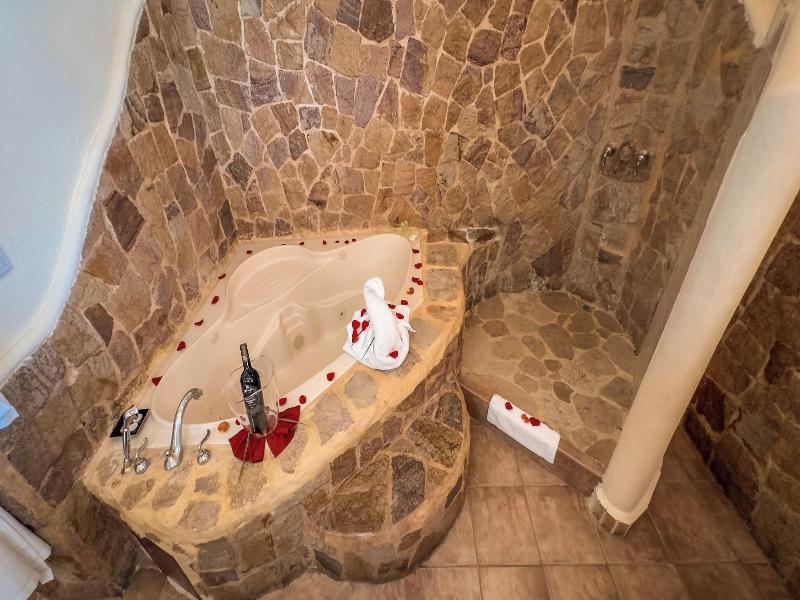Issimo Suites Boutique Hotel & Spa - Adults Only image
