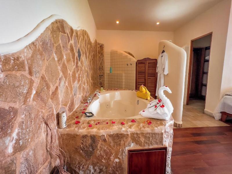 Issimo Suites Boutique Hotel & Spa - Adults Only image