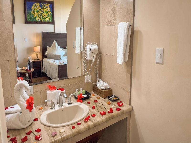 Issimo Suites Boutique Hotel & Spa - Adults Only image
