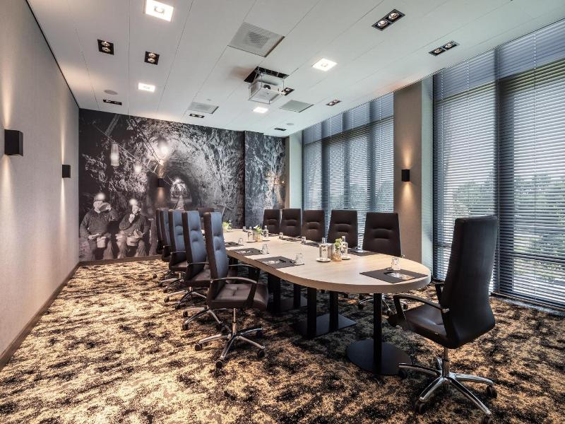 Van der Valk Hotel Heerlen image
