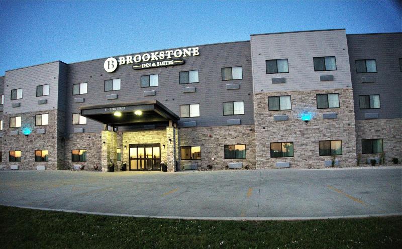 Brookstone Fort Dodge — general view