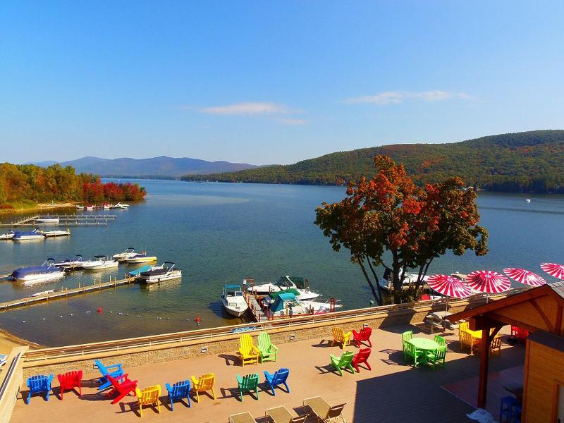 Surfside On The Lake image