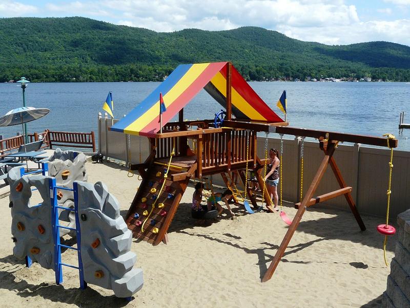 Surfside On The Lake image