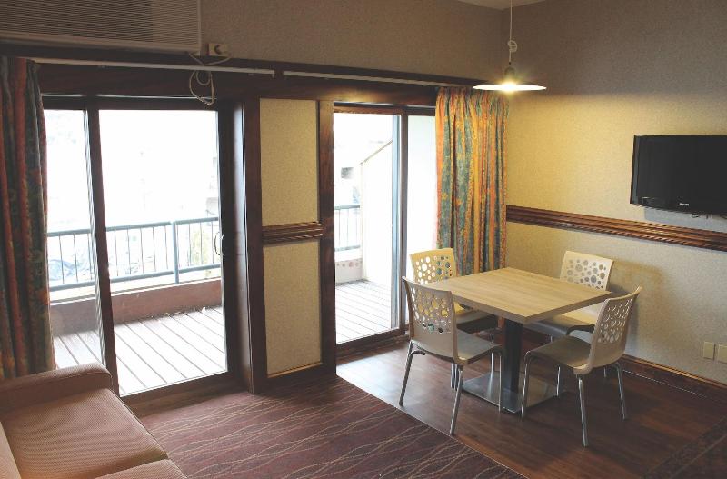 Surfside On The Lake image