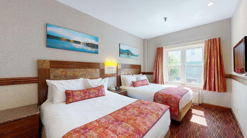 Surfside On The Lake image
