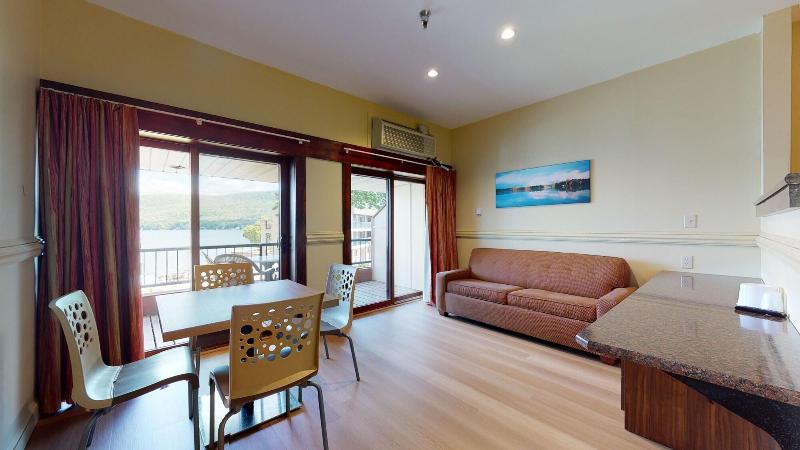 Surfside On The Lake image