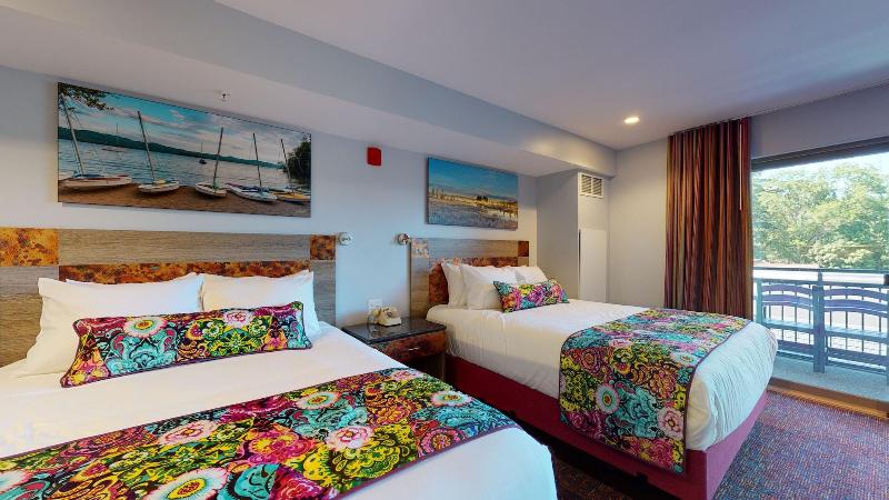 Surfside On The Lake image