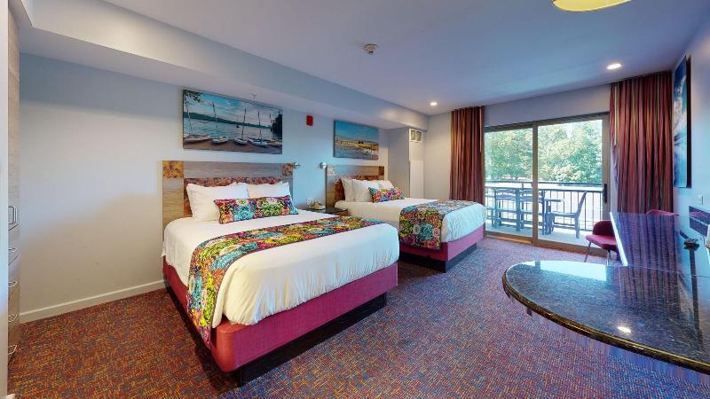 Surfside On The Lake image
