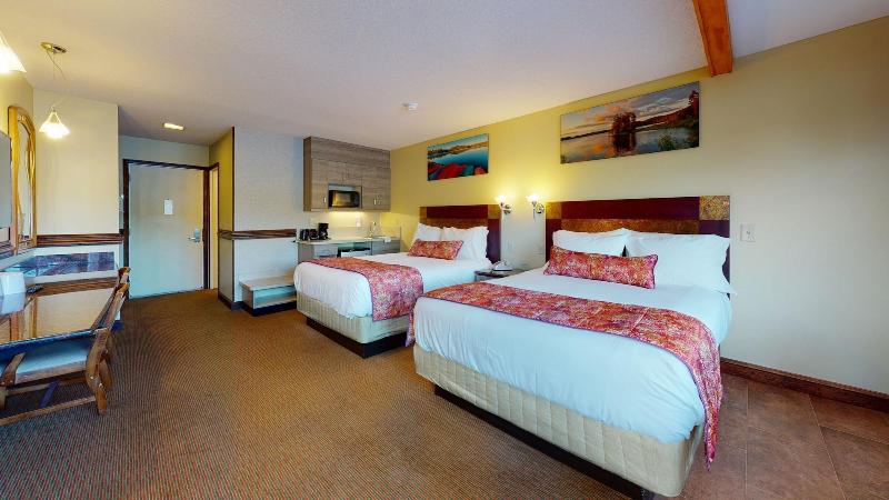 Surfside On The Lake image