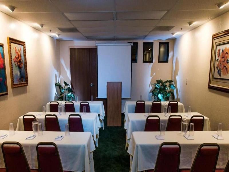 Gateway Studio Suites image