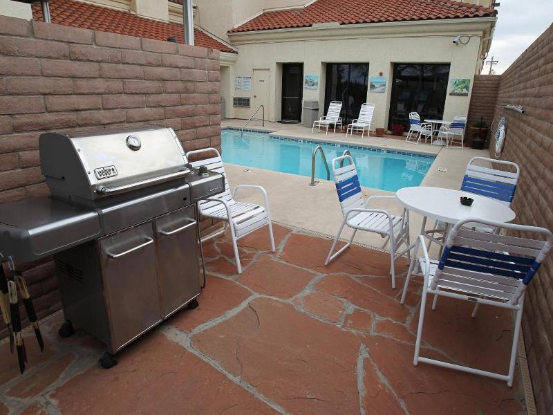 Gateway Studio Suites image