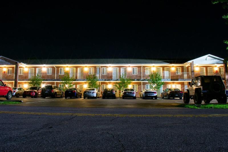 Affordable Corporate Suites - Harrisonburg