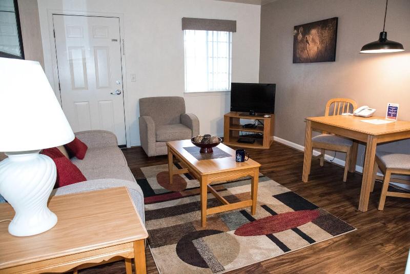Affordable Corporate Suites - Harrisonburg