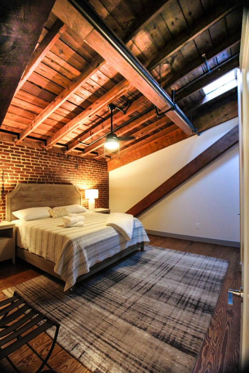 The Lofts At Downtown Salem image