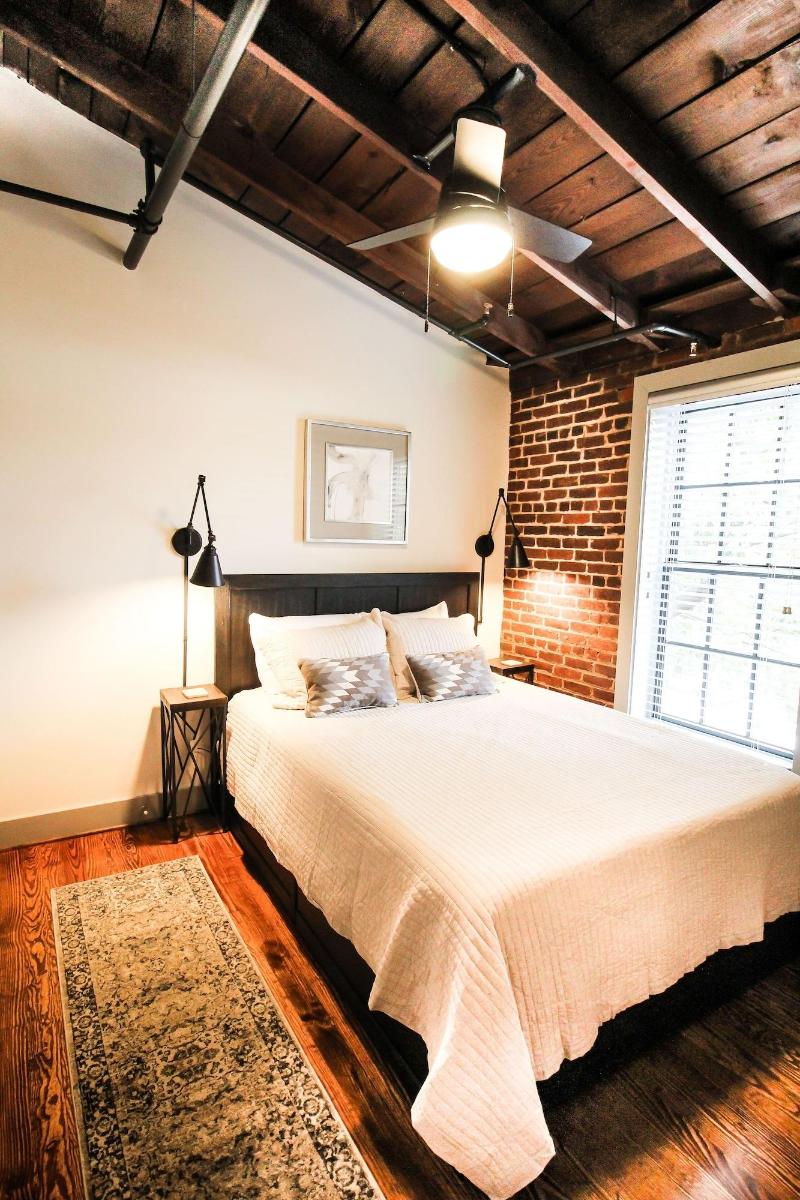 The Lofts At Downtown Salem image