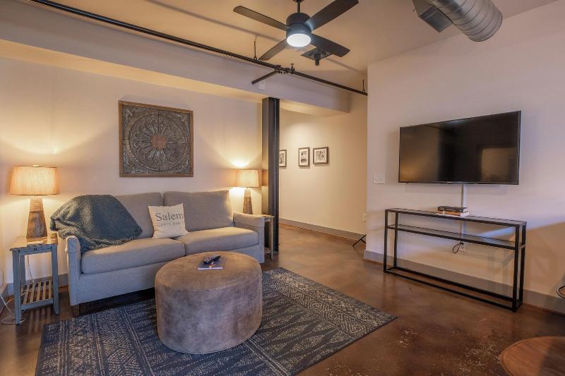 The Lofts At Downtown Salem image