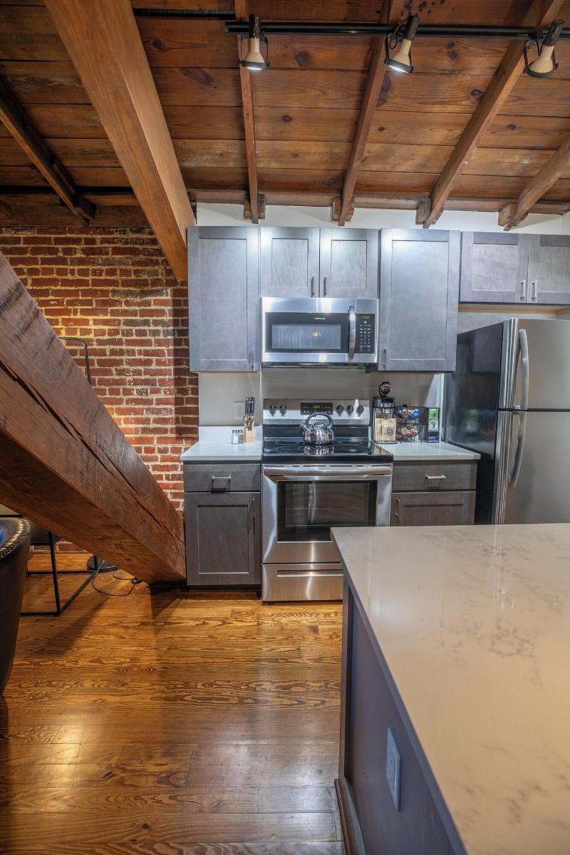 The Lofts At Downtown Salem image