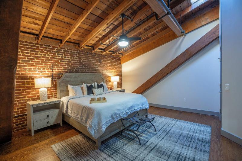 The Lofts At Downtown Salem image