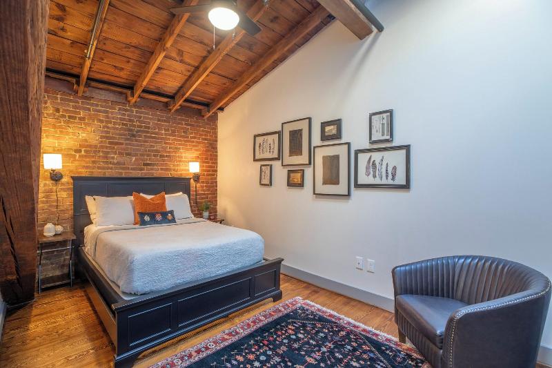 The Lofts At Downtown Salem image
