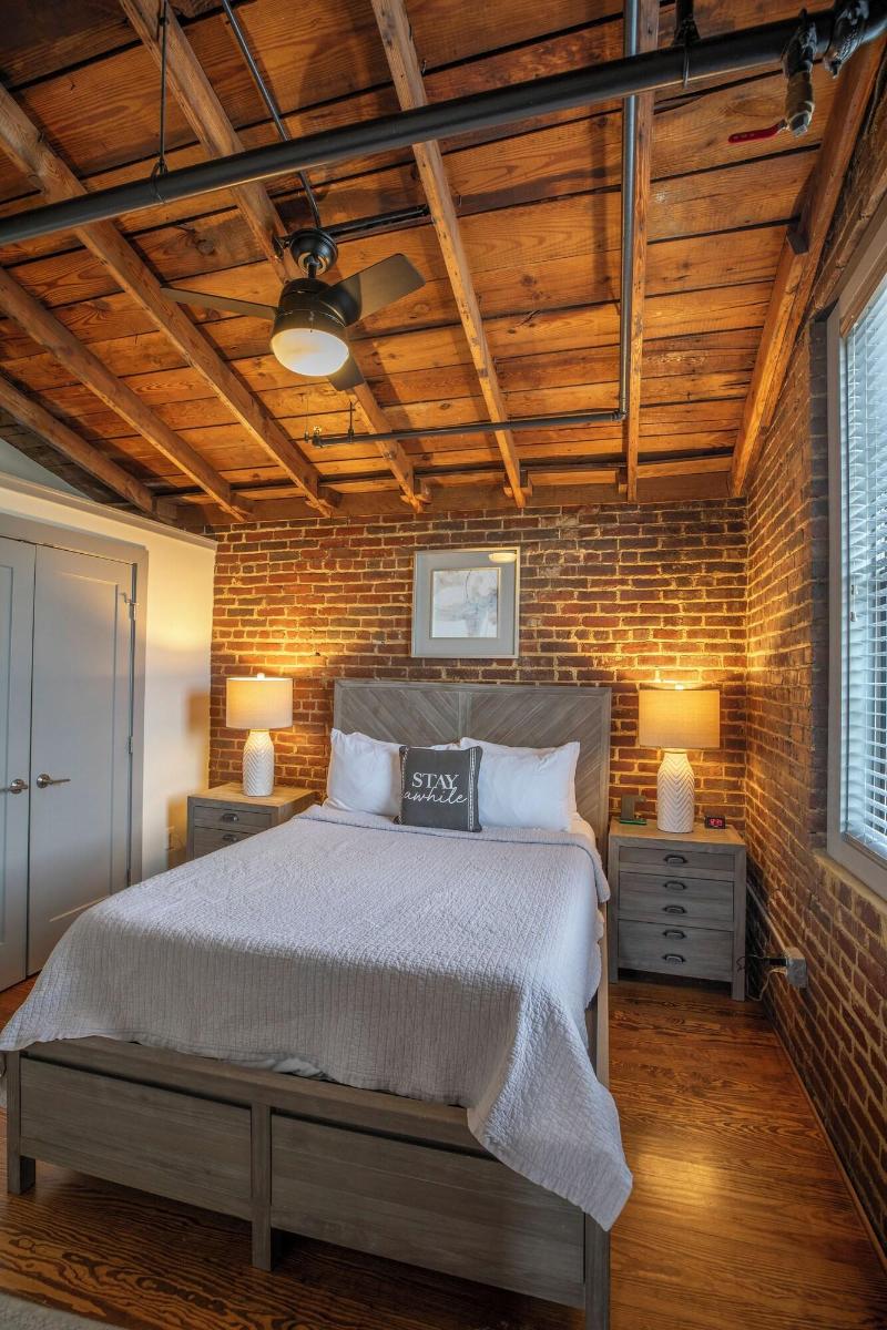 The Lofts At Downtown Salem image