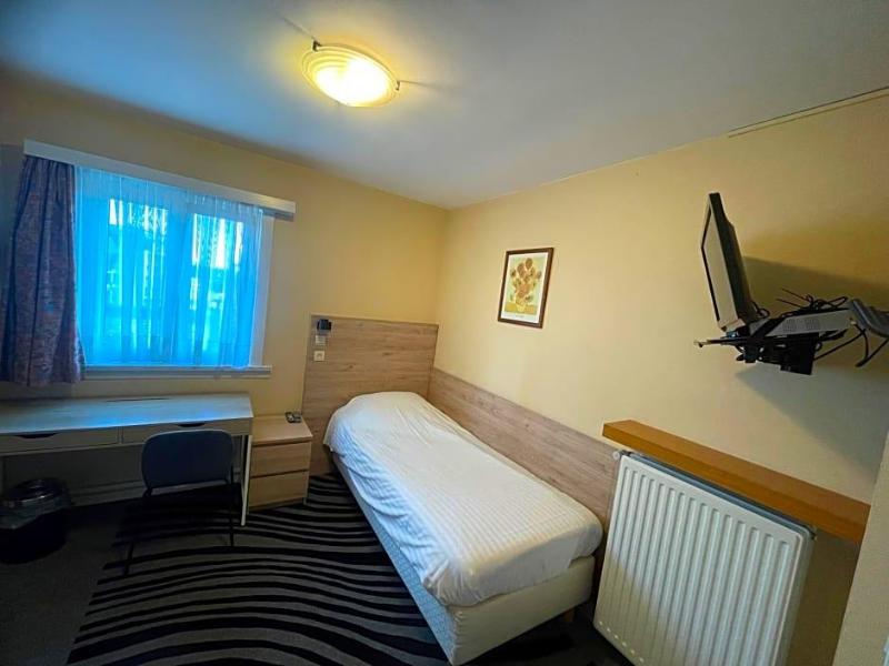 Hotel Bristol International image