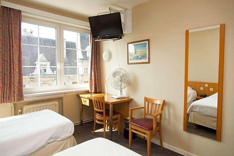 Hotel Bristol International image